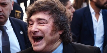 Amnistía Internacional denunciará a Milei ante la ONU y la CIDH por sus ataques contra periodistas