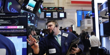 Riesgo país sube a 675 puntos, el mayor nivel en 12 meses