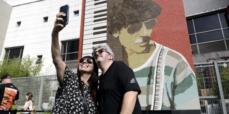 La Ciudad celebra los 75 años de Charly García con shows gratuitos