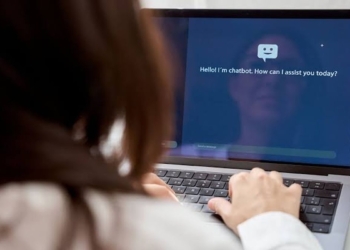 Profesora del MIT advierte que los chatbots amenazan los vínculos humanos