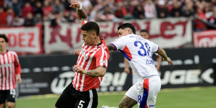Estudiantes eliminó a Flamengo en el Maracaná y va a la final