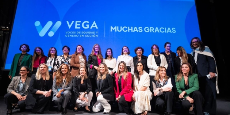 Más de 30 líderes mujeres lanzaron la red VEGA para impulsar la equidad de género