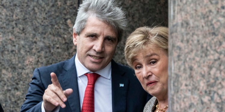 FMI recortó al 2,1% su proyección de crecimiento para Argentina en 2026